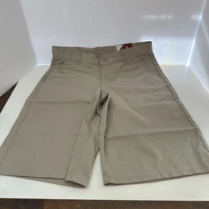 Izod Natural Stretch Junior Girls Khaki Shorts 20 Reg Flat Front 12” Inseam NWT - Picture 1 of 13