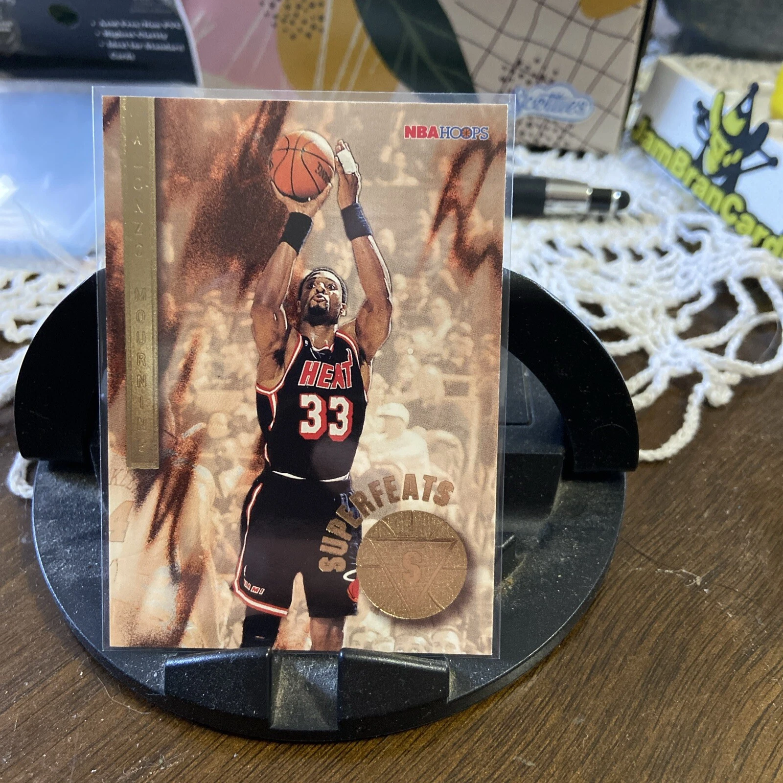 1996-97 NBA Hoops Superfeats Alonzo Mourning #5 HOF