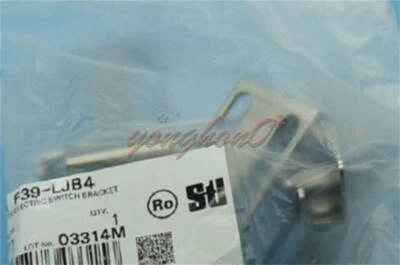 1PCS New Omron Mounting Bracket F39-LJB4 - Image 1 of 4