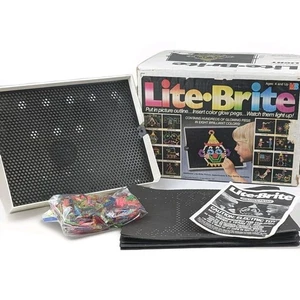 Vintage 1986 Original LITE-BRITE  w/ BOX, PEGS, UNCUT SHEETS. SEE PHOTOS. TESTED - Picture 1 of 15