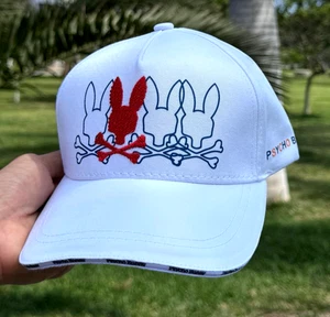 Gorra Psycho Bunny Blanca OS Unisex 100% Algodón Estampado Conejitos Adornados en Rojo - Imagen 1 de 8