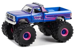 GREENLIGHT - DODGE Ram W350 1983 Monster Truck MOPAR MAGIC della serie KINGS ... - Foto 1 di 1