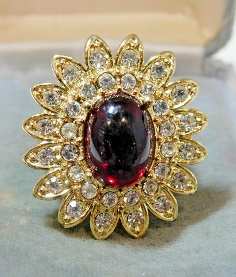 Grob Starburst Arnold Scaasi Oval Rot Cab Strass Clustr Größe 6.5 Gold T Ring - Bild 1 von 4