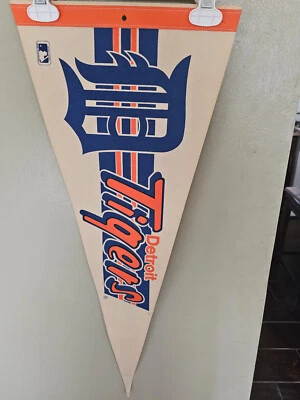 DETROIT TIGERS BASEBALL WINCRAFT MLB FELT PENNANT 2/18/24 - Image 1 of 2