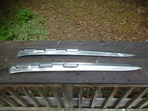 1956 Pontiac Rear Stainless Trim Moldings 36.5" Tail Light Extesions - Foto 1 di 8