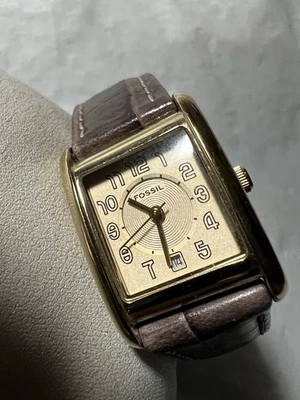 Reloj mujer fósil f2,TANQUE, número de fácil lectura, fecha, correa de cuero marrón, 25/30 Foto 1 de 4