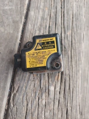 Unidad de sensor de desaceleración ABS 89441-26010 OEM Toyota 4Runner Tacoma 1996-2002 Foto 1 de 4