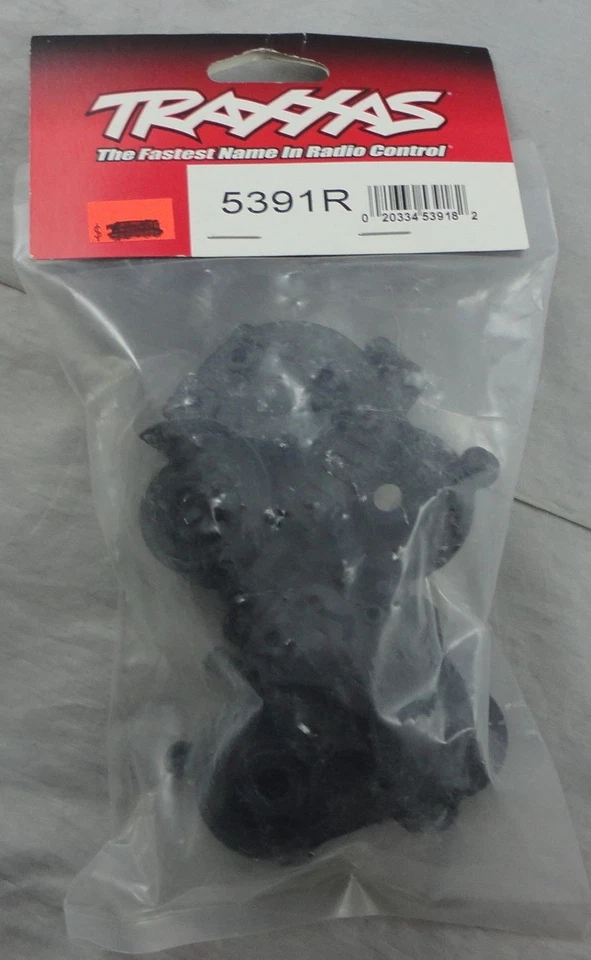 Traxxas REVO/Slayer Front/Rear Gearbox Halves TRA5391R - Image 1 of 1