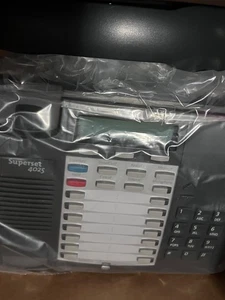 Teléfono con pantalla de carbón Mitel Superset 4025 - Imagen 1 de 6
