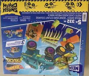 Mega Hot Wheels Monster Trucks Wrex Boneyard Stunt Course - Imagen 1 de 2