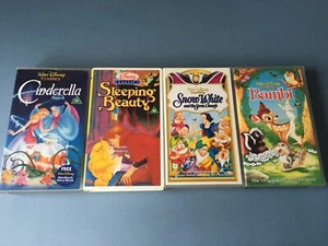 4 WALT DISNEY FILMS, Cinderella, Bambi, Snow White, Sleeping Beauty, VHS VIDEO - Imagen 1 de 4