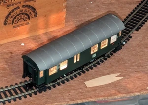 HO OO Fleischmann DB Green Passenger Coach 87935 Nurnberg internal lights - Picture 1 of 14