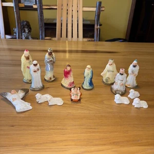 Vintage Nativity Scene Chalk /Plaster Figures Lot Of 15. 1950’s. - Picture 1 of 9