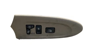 2002-2005 GMC Envoy Power Window Lock Heated Seat Switch Right Side 15212587 - Picture 1 of 3