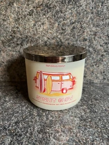 Bath and Body Works Summer 3-wick Candle in Sunlit Glow - Picture 1 of 1