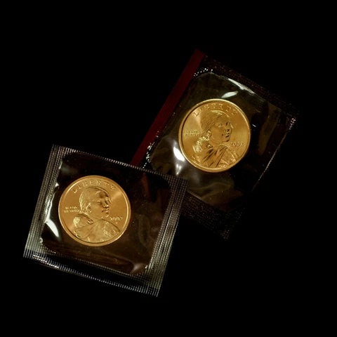 2002 P+D Sacagawea Dollar ~ Eagle in Flight Reverse in Mint Cello from Mint Set Cover