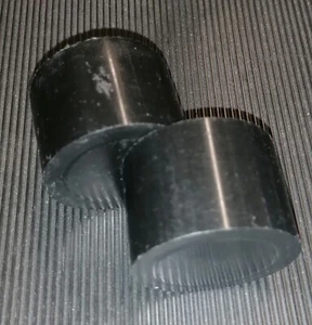 POM schwarz Rundstab, 2 Reststücke Ø 51 mm Länge ca. 34 mm - Bild 1 von 1