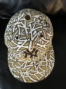 New Era 59fifrty MLB New York Yankees Fitted Cap Hat 7.5 All-Over Monogram Logo - Picture 1 of 8