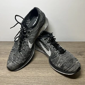 Nike Flyknit Racer 'Oreo 2.0' Black White Running Shoes 526628-012 Mens Size 10 - Picture 1 of 9