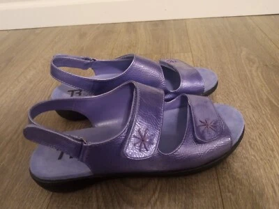 Женские сандалии R от Trotters фиолетовые синтетические  - Изображение 1 из 4