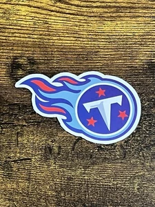Imán troquelado logotipo del equipo de fútbol americano de la NFL Tennessee Titans imán de refrigerador - Imagen 1 de 4