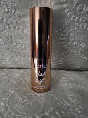 Corrector impermeable Tarte Dab and Go cubierta raíz cabello vegano elige 1 nuevo GRIS Foto 1 de 2