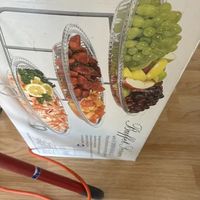 Servidor buffet con cuatro policarbonato irrompible, platos para servir, en la caja Foto 1 de 3