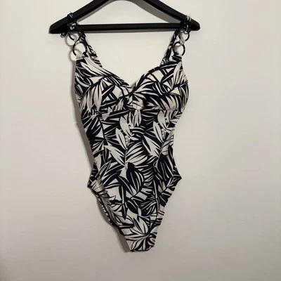 christina swimsuit Size 6 - Image 1 of 4