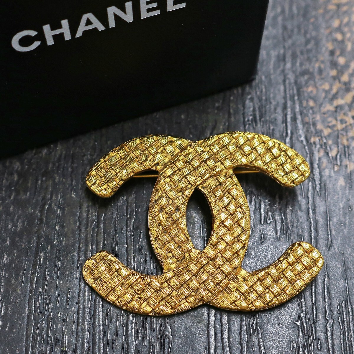 CHANEL Yellow Gold Plated Fashion Brooches for sale - eBay CHANEL Yellow Gold Plated Fashion Brooches for sale - eBay