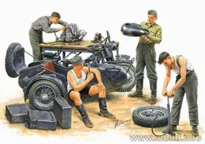 Master Box 3560 - 1/35 - German Motorcycle Repair Crew - Picture 1 of 12