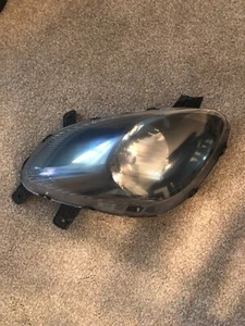 Pontiac Solstice RH Headlight - Picture 1 of 4