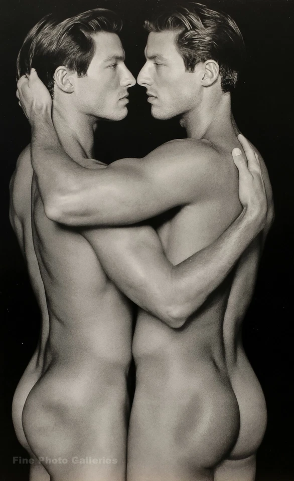 1996 年复古 HERB RITTS 男性裸体双胞胎 RYKER Brothers 拥抱照片艺术 16x20 — 第 1/1 张图片