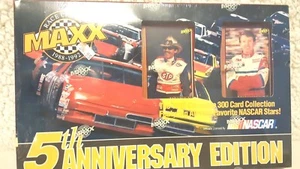 TARJETAS DE CARRERA NASCAR MAXX 1988-1992 EDICIÓN 5 ANIVERSARIO. COLECCIÓN 300 TARJETAS, PRECINTADAS - Imagen 1 de 4
