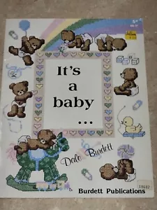 Libro de patrones de punto de cruz It's a Baby oso recién nacido decoración Burdett Publications - Imagen 1 de 2