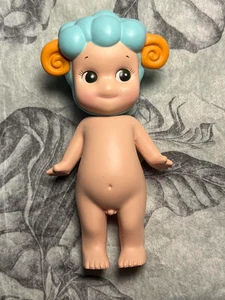 Mini figurine Sonny Angel couleur spéciale animal mouton authentique Japon rare - Photo 1 sur 4