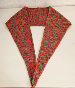 Sophie Scarf handgestrickter Schal handmade withlove ohne Wolle Grün/Pink/Orange - Bild 1 von 5