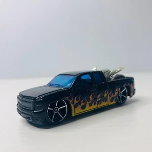 2009 HW Heat Fleet 117 Chevy Silverado Black Flames Chrome Bike Motorcycle - Picture 1 of 14