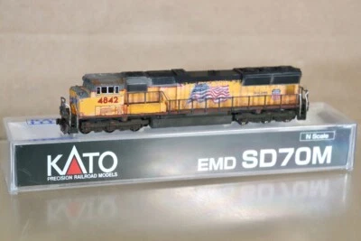 KATO 176-8605 WEATHERED UNION PACIFIC UP EMD SD70M LOCOMOTIVE 4842 nv - image 1 of 4