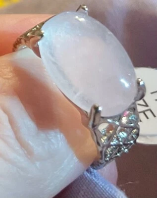 FROSTY WHITE MILK QUARTZ RING Size 7 Natural Snow Quartz Gemstone, Heart Cut Out - Image 1 of 4