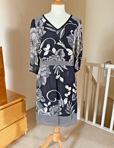 Per Una M&S Dress New Size 14 Black Floral 3/4 Sleeves Tie Waist Knee Length - Picture 1 of 24