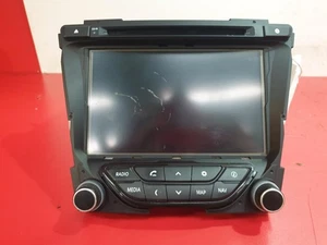 HYUNDAI I40 SAT NAV DISPLAY SCREEN 2013 96560-3Z000 UNTESTED - Picture 1 of 10