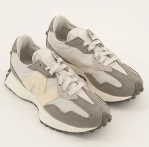 NEW & GENUINE - New Balance Grey Casual Trainers - Size UK 3.5 - Picture 1 of 5