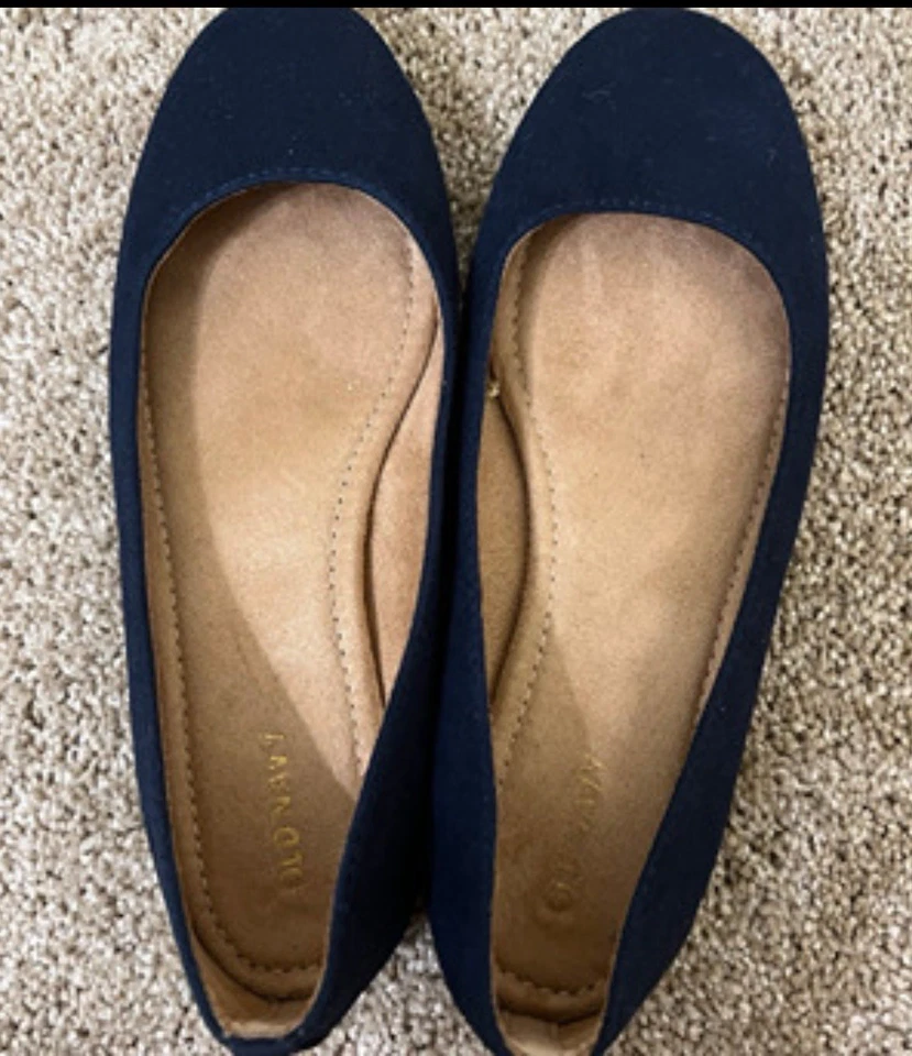 Old Navy Women’s Shoe Flats - Image 1 of 2