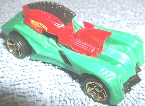 2011 HOT WHEELS TROY SOLDAT 2 3/4" GRÜN & ROT SPIELZEUG DRUCKGUSS FAHRZEUG AUTO - SCHÖN - Bild 1 von 8