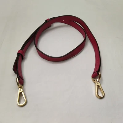 Correa de repuesto de cuero magenta Michael Kors con gancho de puerta de empuje dorado Foto 1 de 4