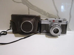 Petri 2.8 Color Corrected Super 35MM Camera Orikkor Kuribayashi Japan UNTESTED - Picture 1 of 3