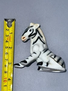 Statuina animale zebrato porcellana vintage da collezione - Foto 1 di 3