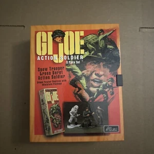 GI JOE ACTION SOLDIER 3PC 54mm COLLECTORS SET 2001 ORIGINAL - Picture 1 of 2