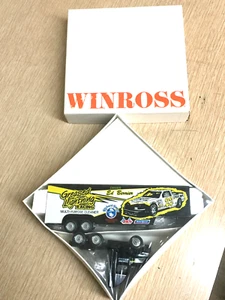Vintage Winross Ed Berrier #22 Greased Lightning NASCAR Race Team Transporter - Picture 1 of 12