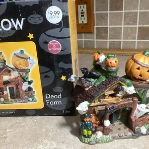 Spooky Hollow Lighted- DEAD FARM - Halloween Village - W/ Light Cord-5” - Picture 1 of 7